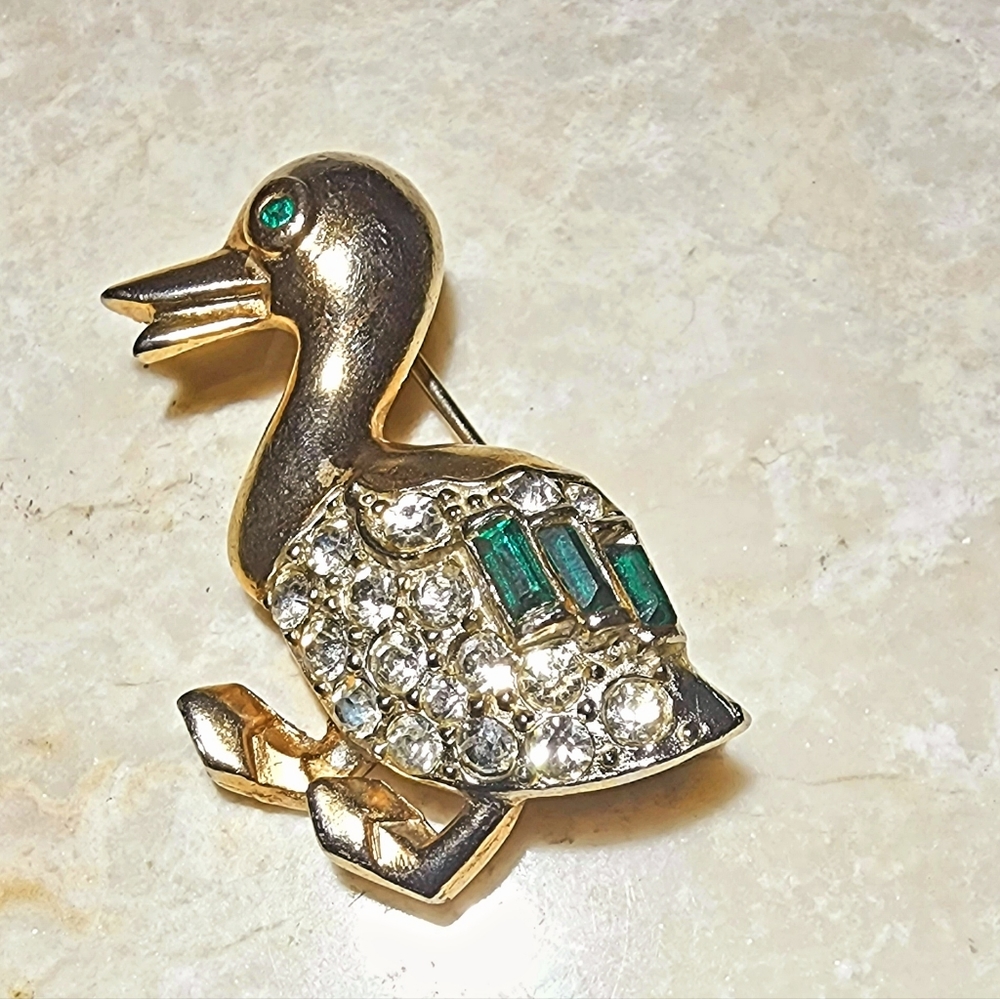 Vintage gold rhinestone and green stones duck brooch